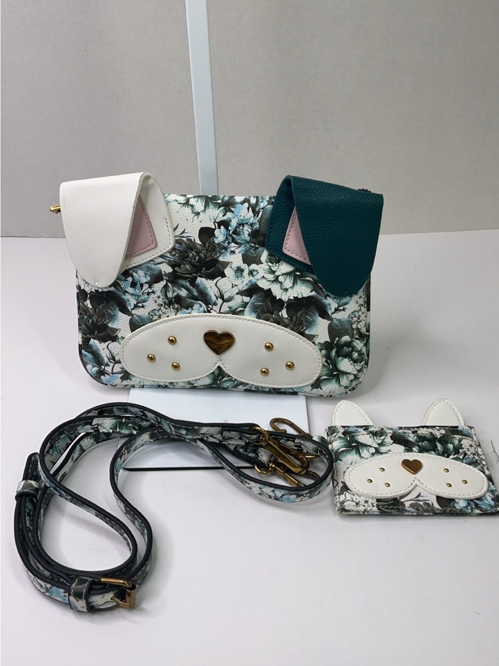 Men's Betsey Johnson floral-print crossbody bag